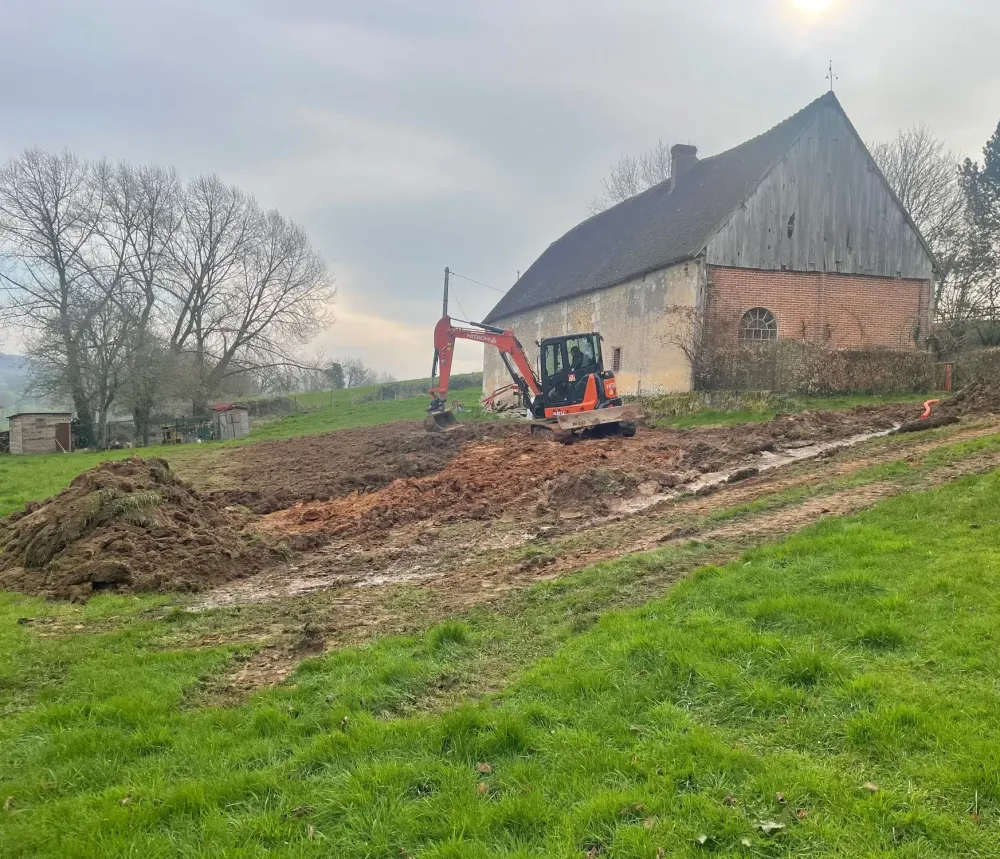 Travaux de terrassement dans le nord-est du Calvados